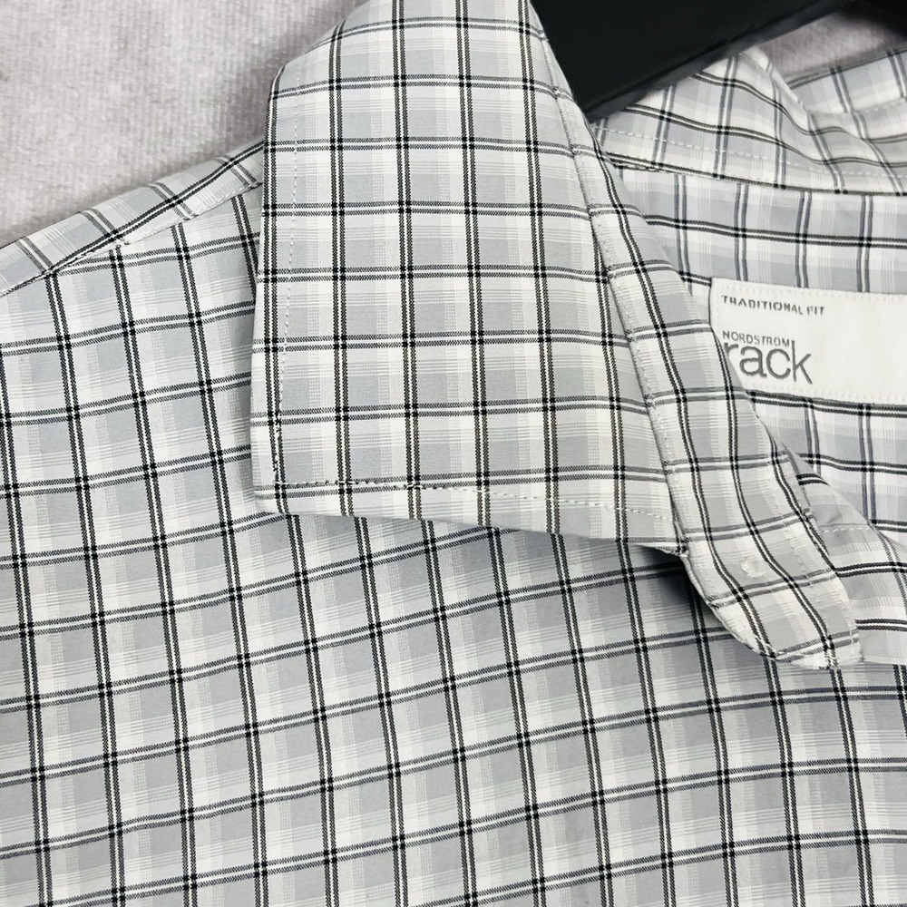 Nordstrom Rack Men's XL Traditional Fit Gray Plaid Button Down Shirt